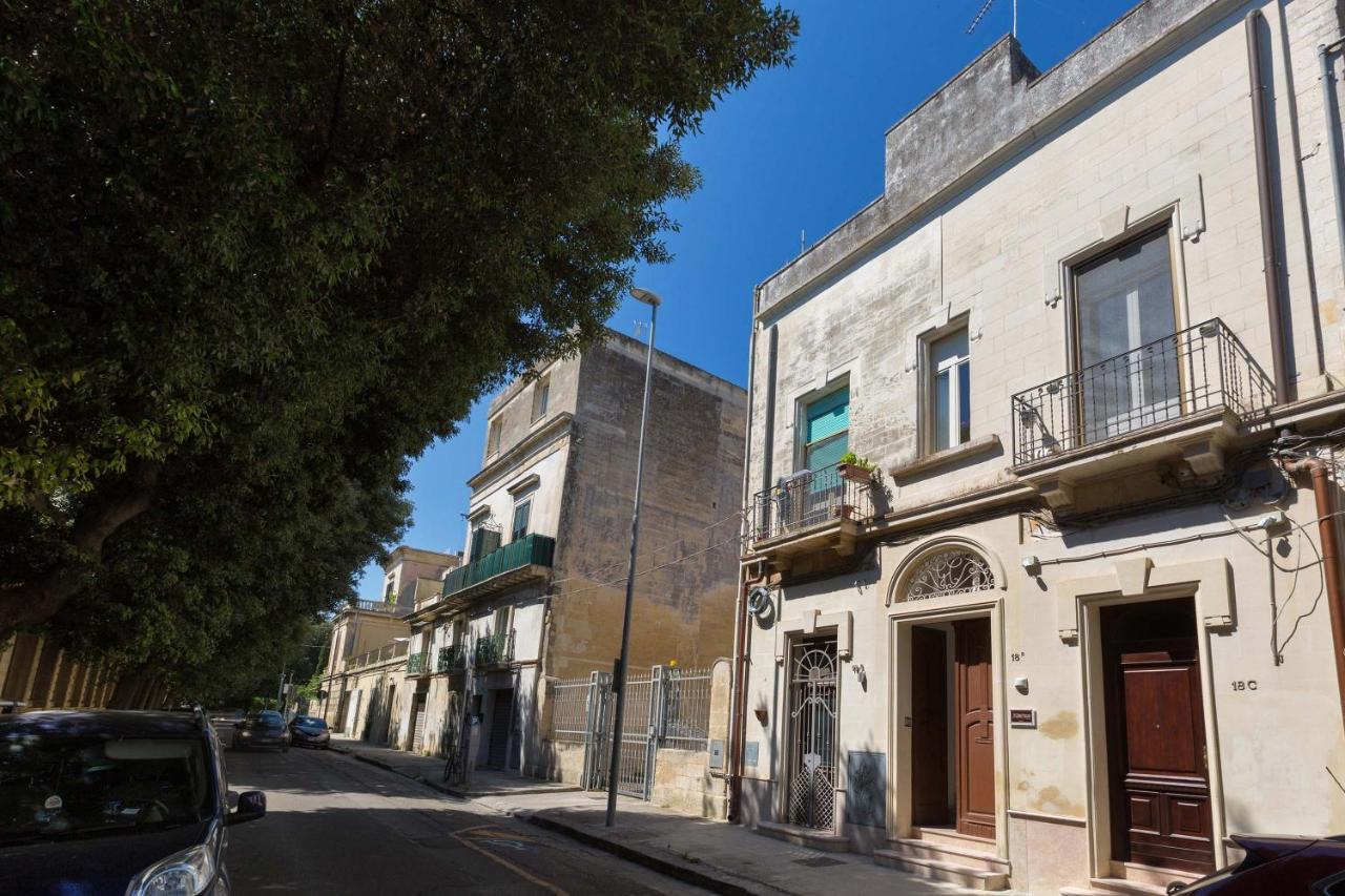 Mimi' Maison by BarbarHouse Lecce Bagian luar foto