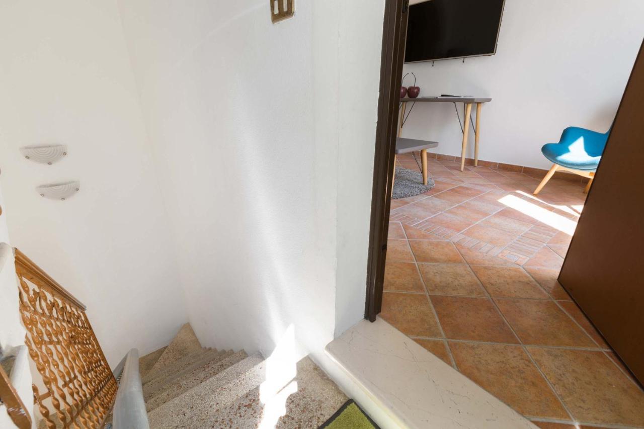 Mimi' Maison by BarbarHouse Lecce Bagian luar foto
