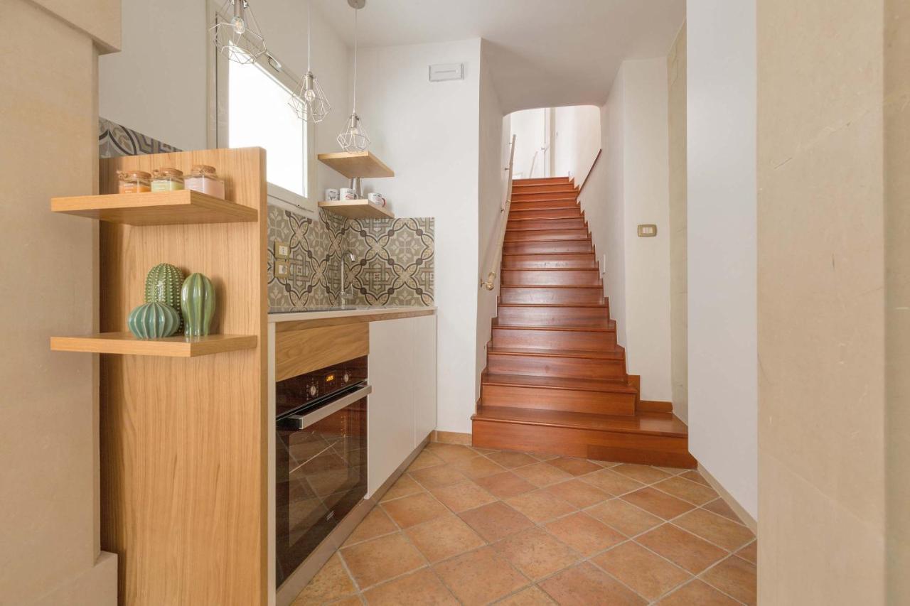 Mimi' Maison by BarbarHouse Lecce Bagian luar foto
