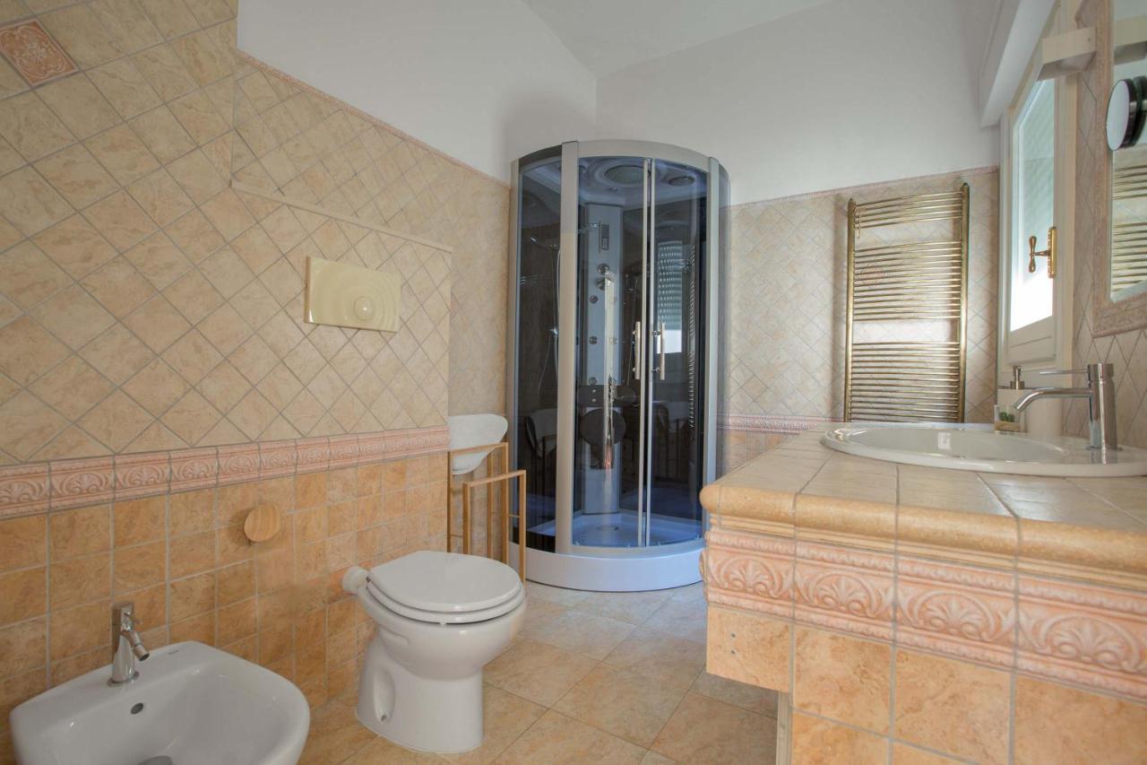 Mimi' Maison by BarbarHouse Lecce Bagian luar foto